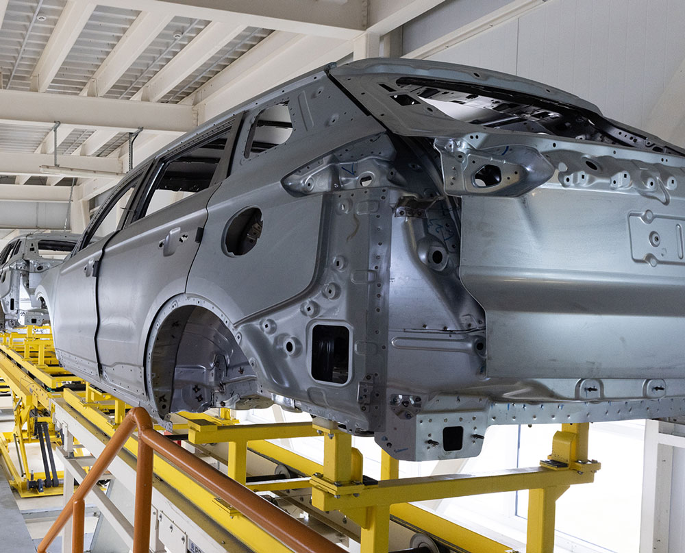 Stamped auto parts. Image by freepik